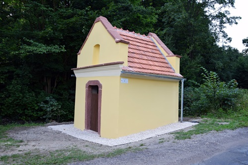 Kapliczka w Sokolcu po remoncie