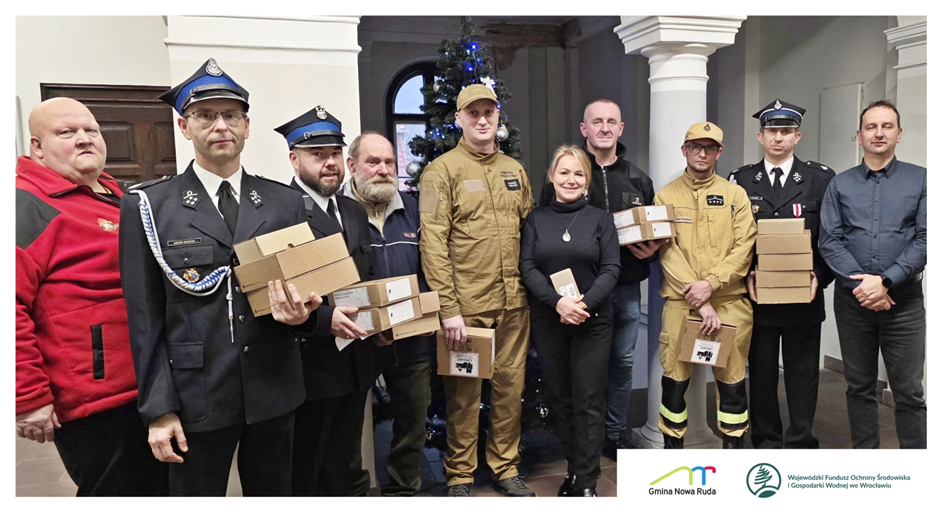 Przedstawiciele OSP z W&oacute;jt Adrianną Mierzejewską